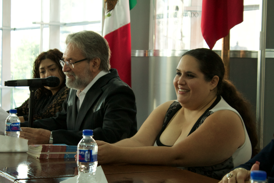 Liza Di Georgina con el maestro Jesús Chávez Marín. 