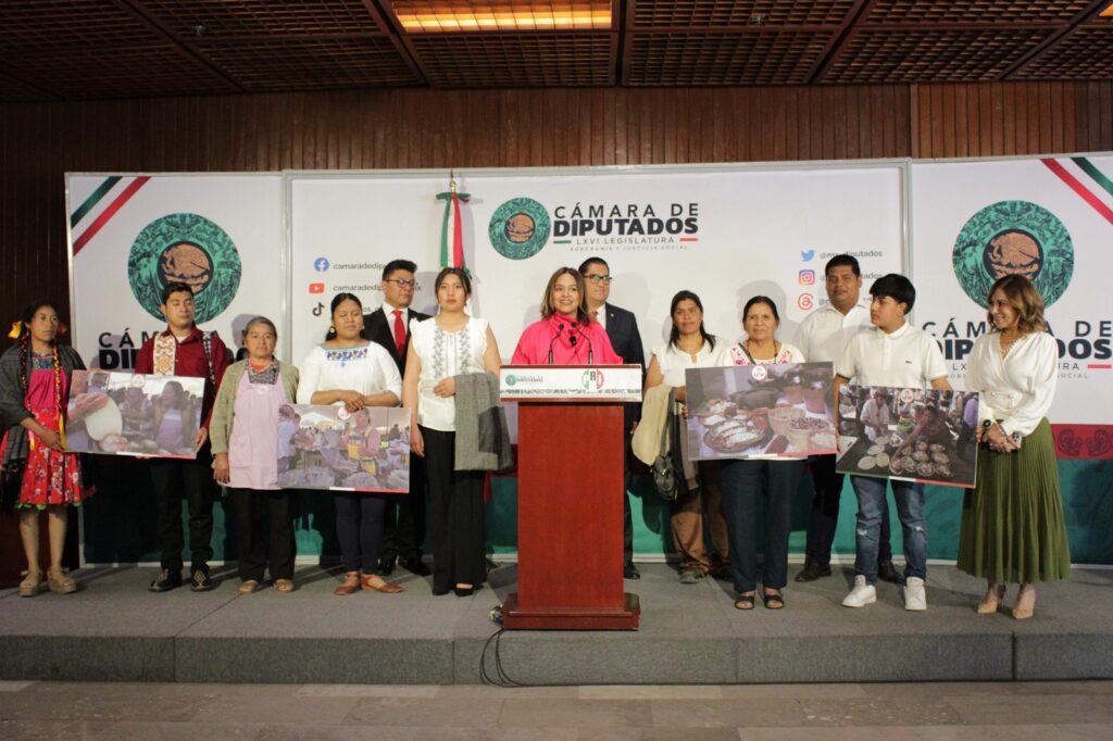 ¡Vuelve el sabor! Conoce los detalles del 16º Festival de la Gordita en La Resurrección, Puebla. Más de 90 puestos, memelas gratis y tradición pura este 8 de abril.