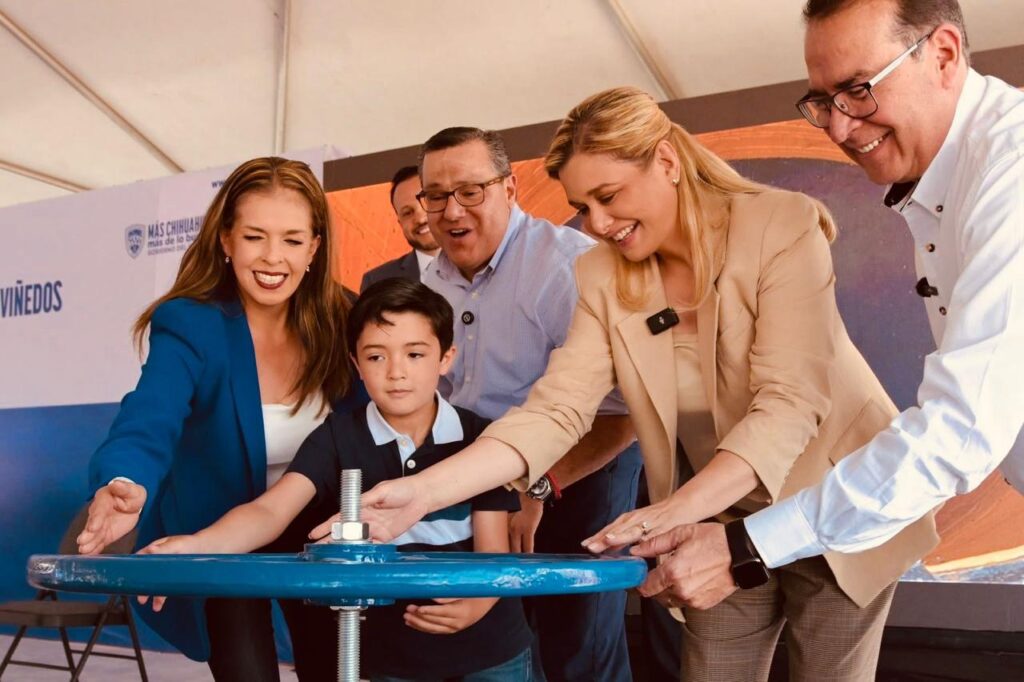 La diputada Xóchitl Contreras destaca la inversión de 188 mdp en el Colector Viñedos, beneficiando a 441 mil juarenses con mejor drenaje y salud.